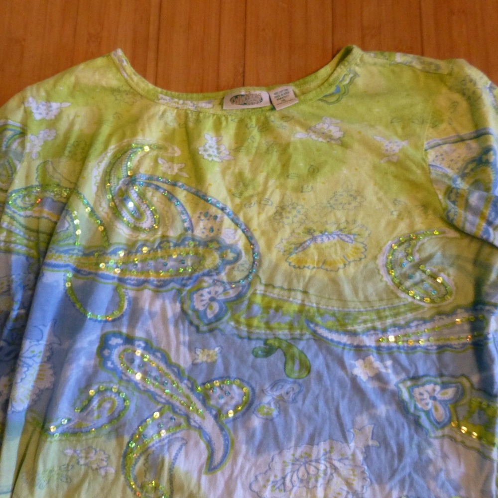 COLLECTIBLES FAIRYCORE SUMMER FLORAL TEE GREEN BLUES XL